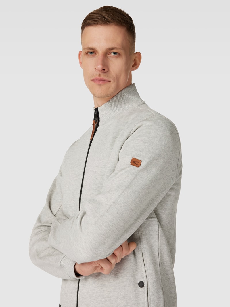Sweatjacke mit Label-Detail in hellgrau