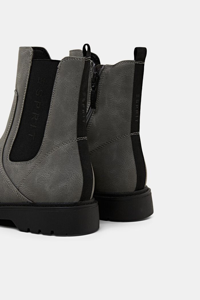 Stiefel in Leder-Optik