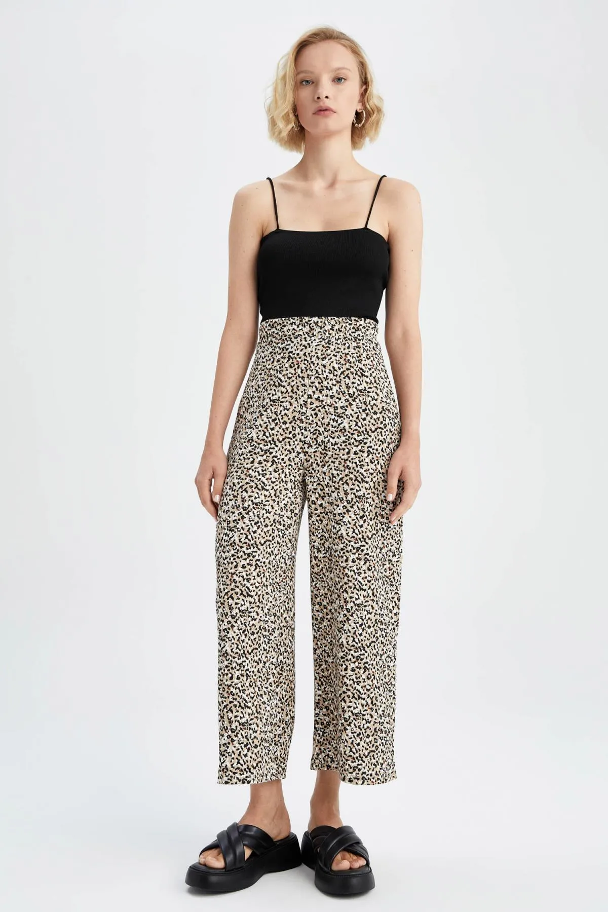 DeFacto  Gemusterte Caprihose
