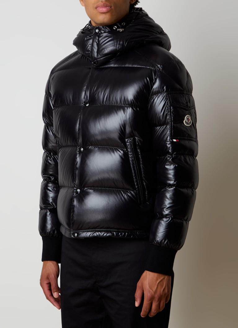 Giacca imbottita in piuma d'oca Moncler Maljasset con cappuccio removibile.