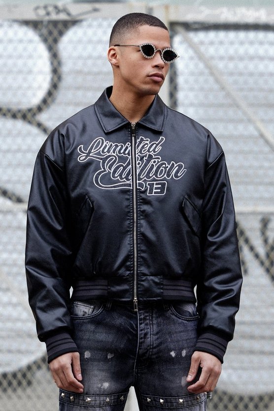 Kastige Limited Edition Bomberjacke mit PU-Kragen