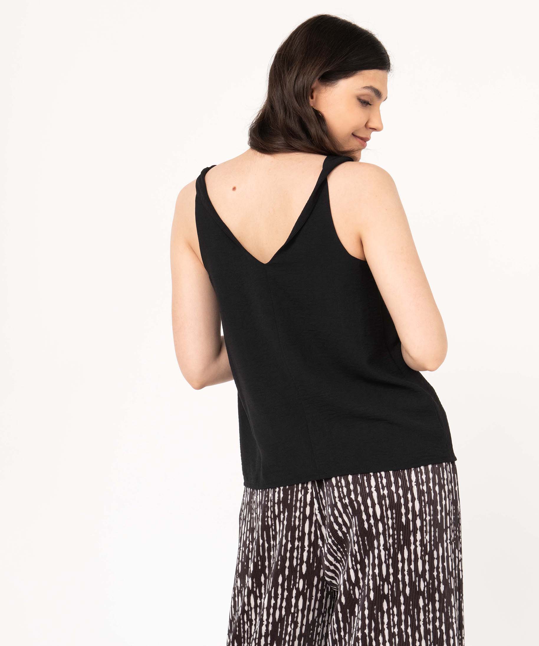 Blouse droite fluide à bretelles et col V femme noir | GEMO