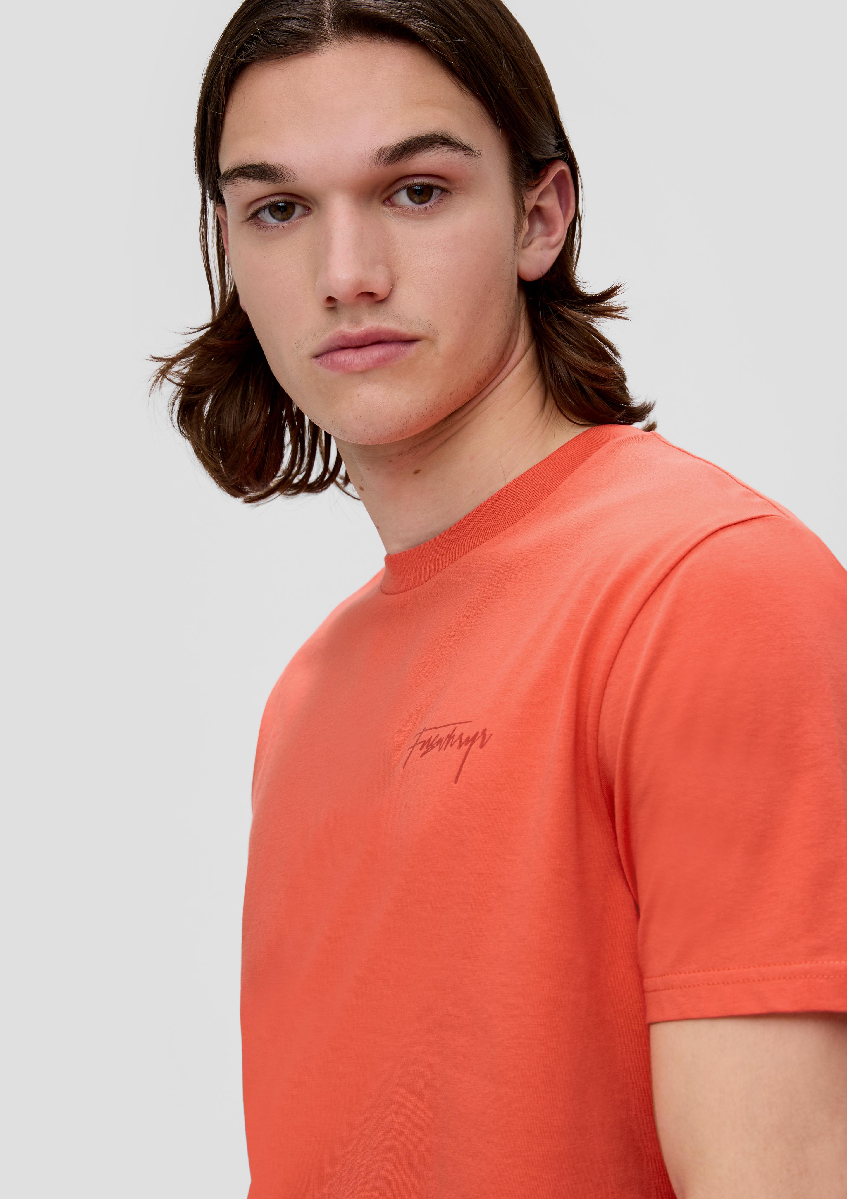 T-Shirt mit Stickdetail  2140263-20D0