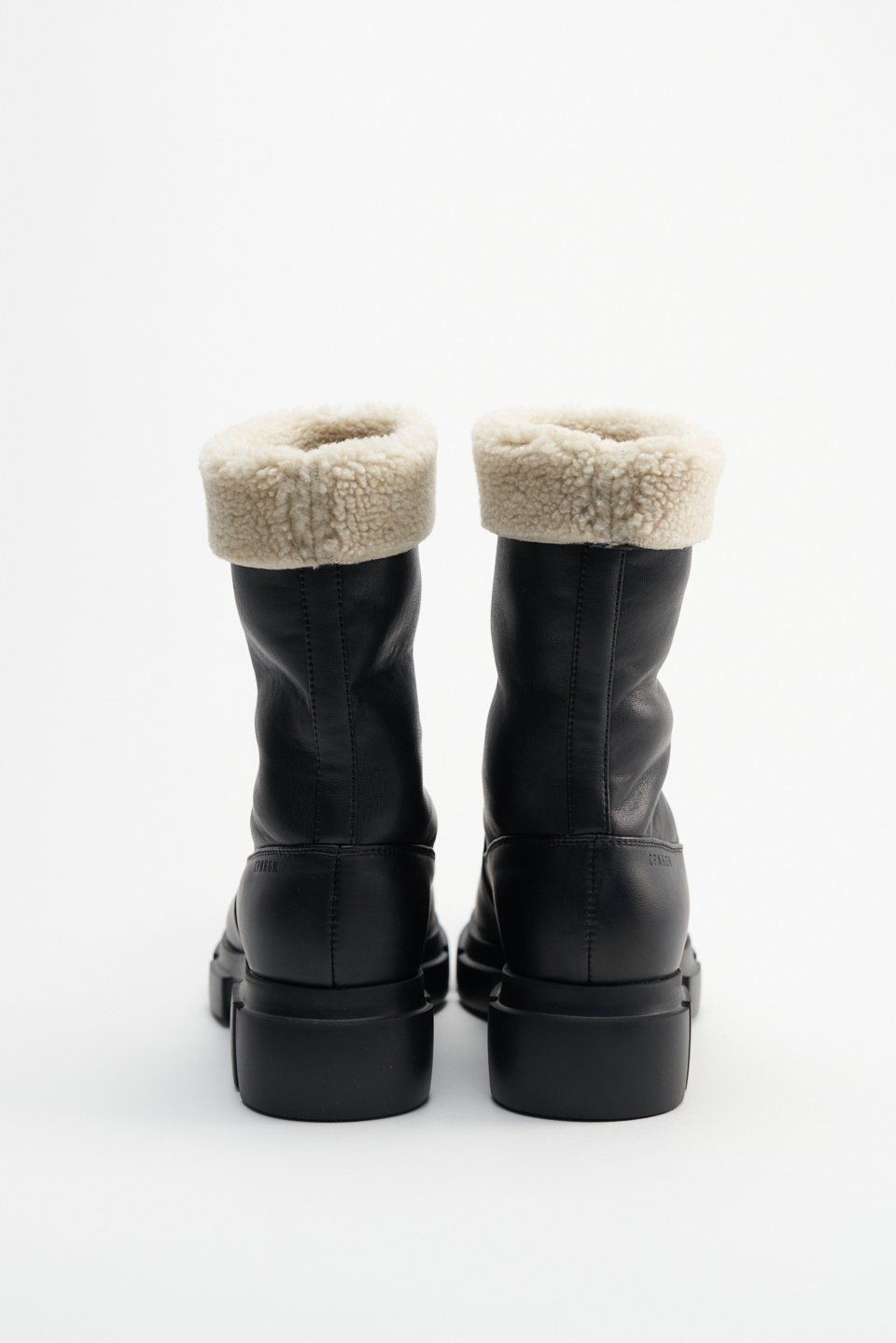 CPH668 vegan teddy nappa black