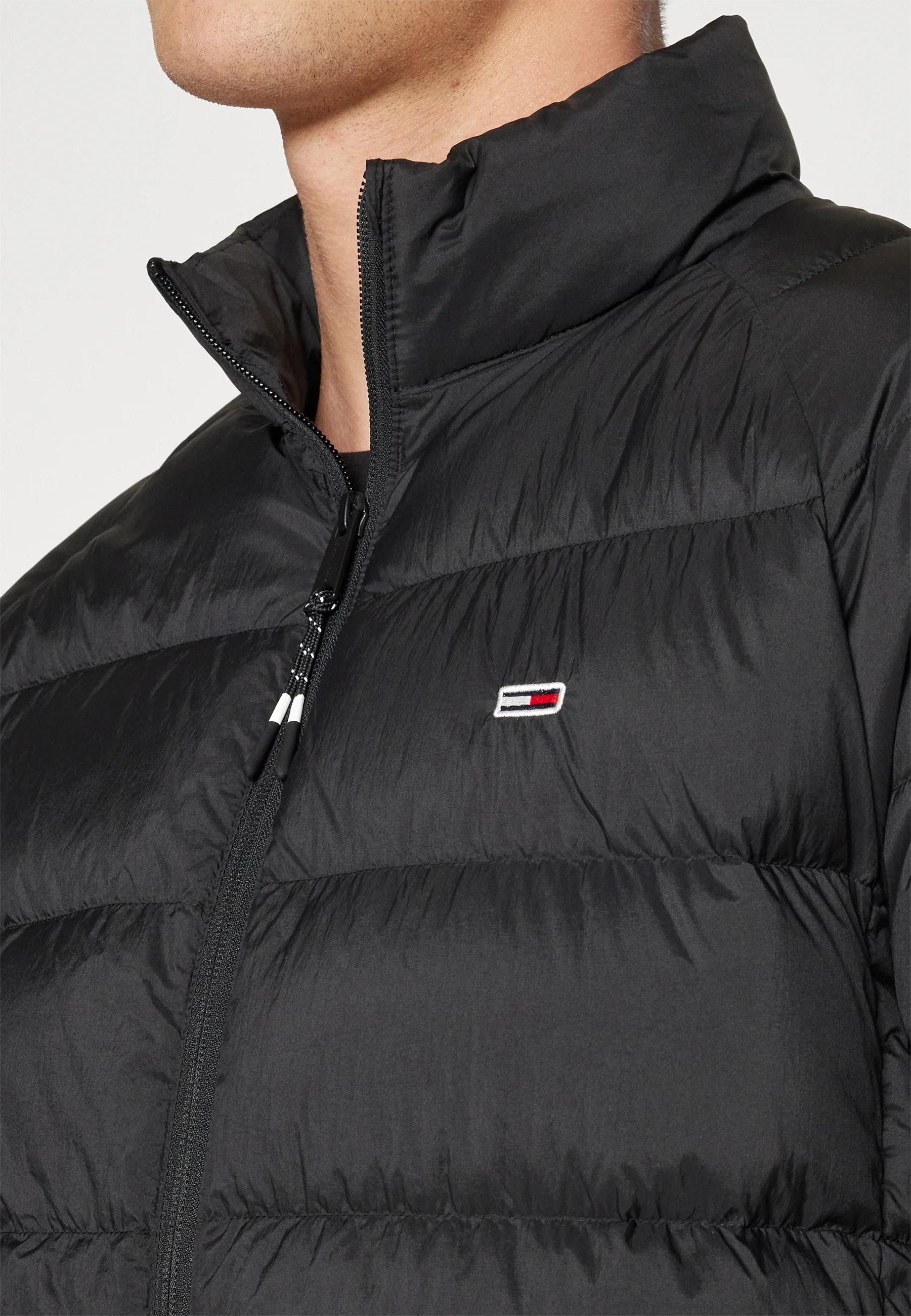 Chaqueta esencial Tommy Jeans - Chaqueta de plumas