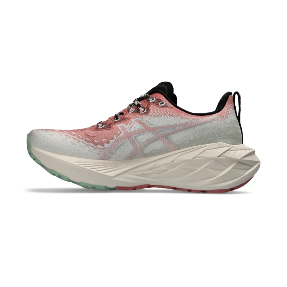 Asics NOVABLAST 4 TR 1012B654-250 / pink