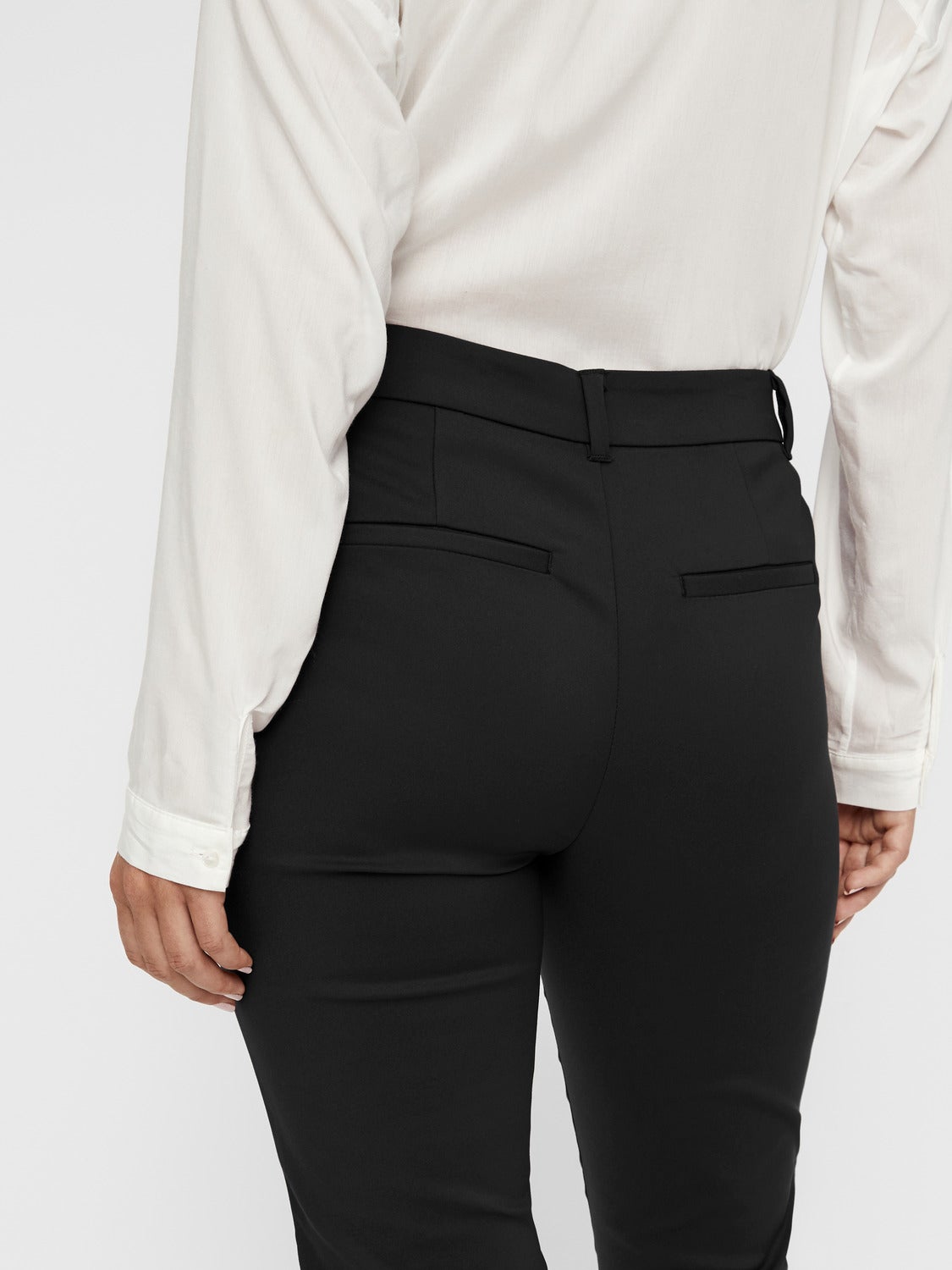 VMVICTORIA Mittlere Taille Hose