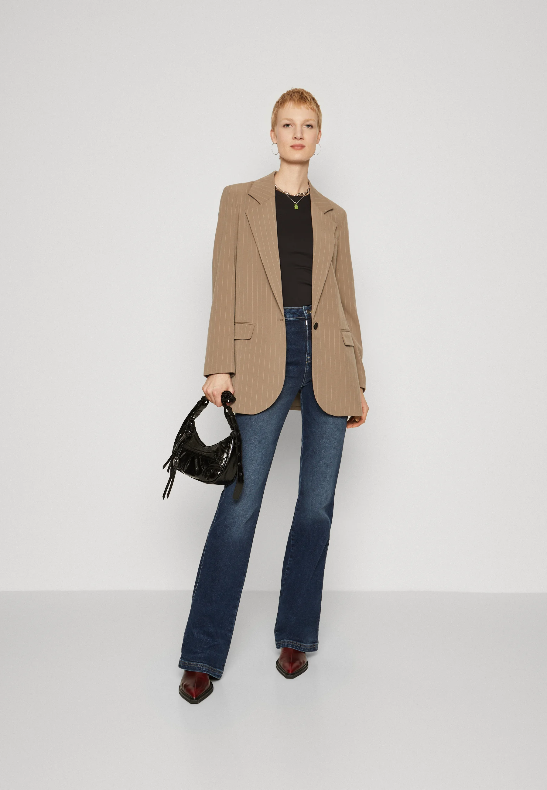 ONLY Tall ONLBRIE BLAZER - Abrigo corto