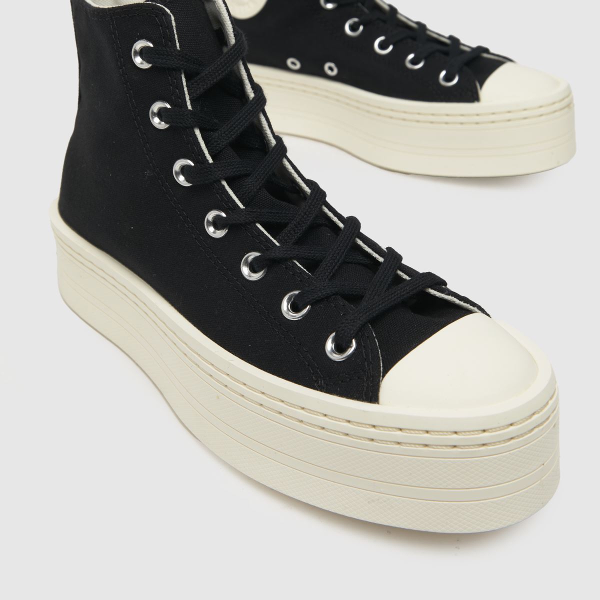 Converse All Star Modern Lift Hi cipők fekete-fehér színben