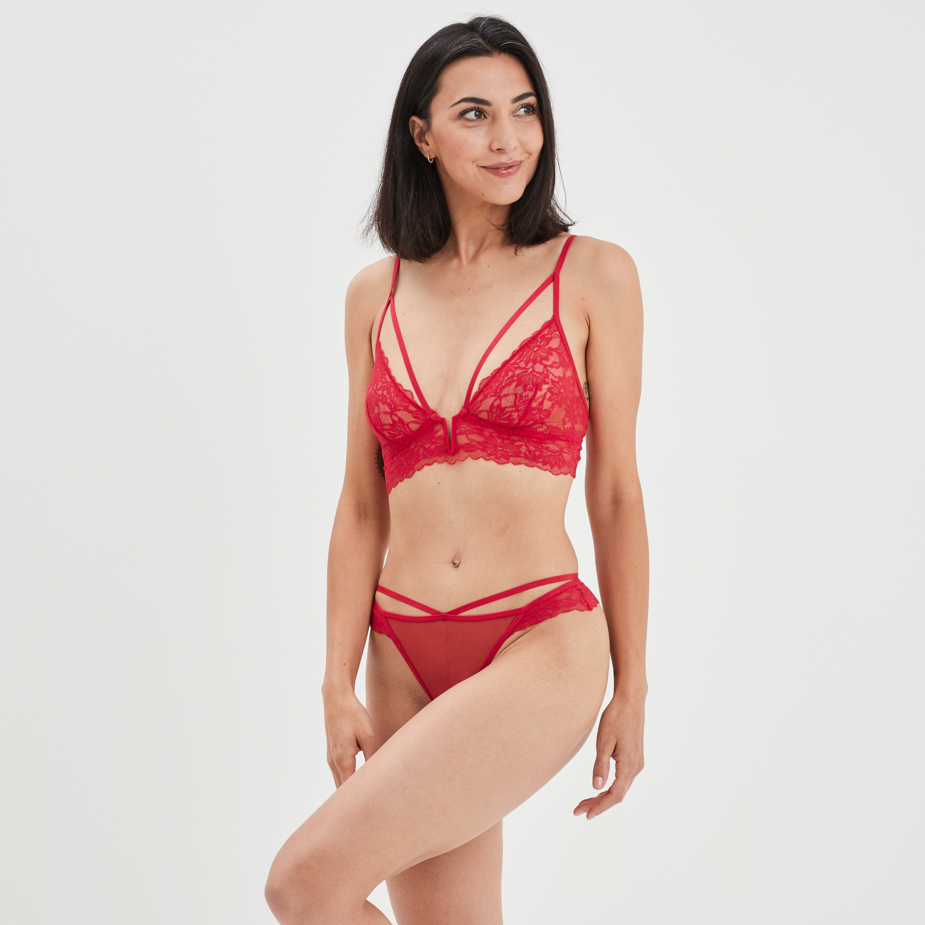 Ensemble soutien-gorge et string rouge femme | La Halle