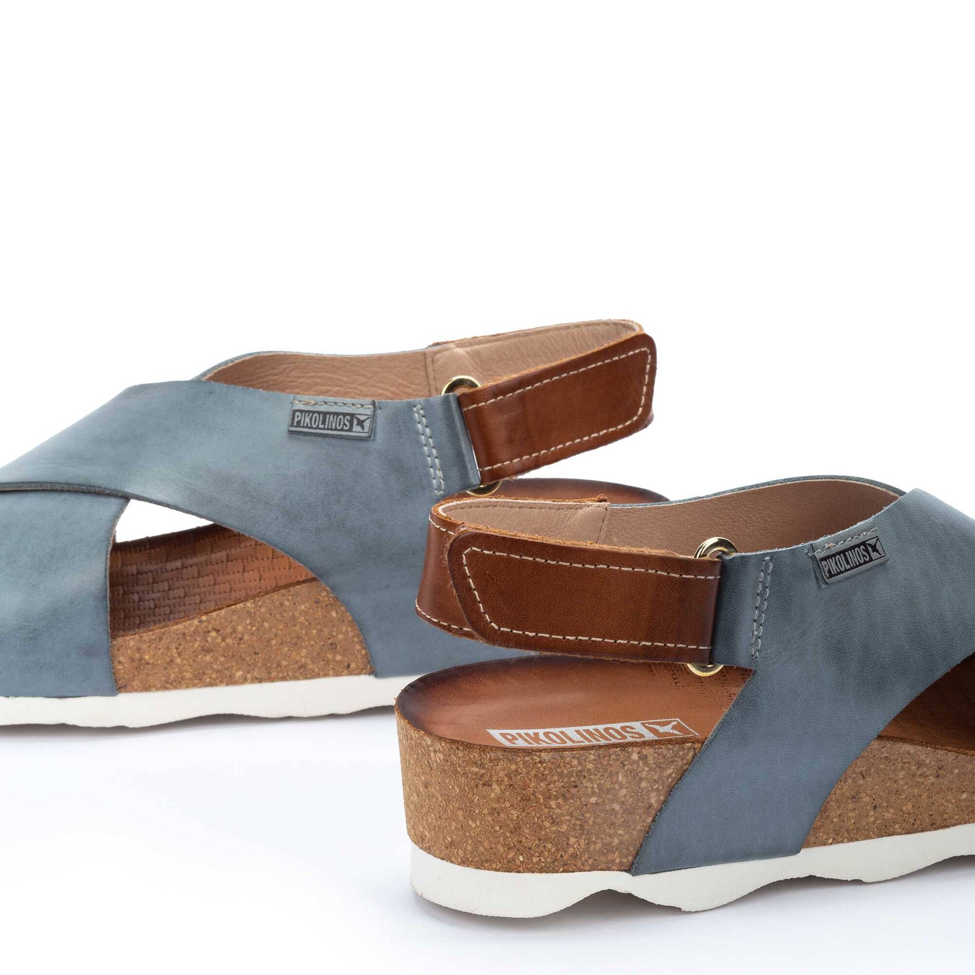 Sandały damskie na koturnie z zapięciem na rzepy - DENIM