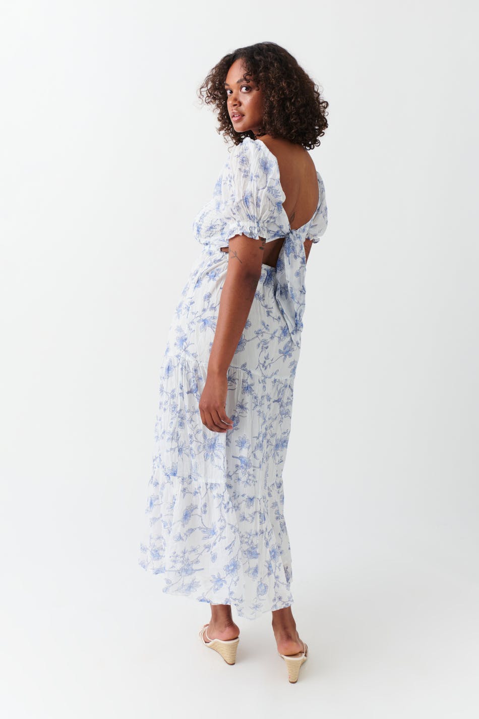 Puff sleeve dress