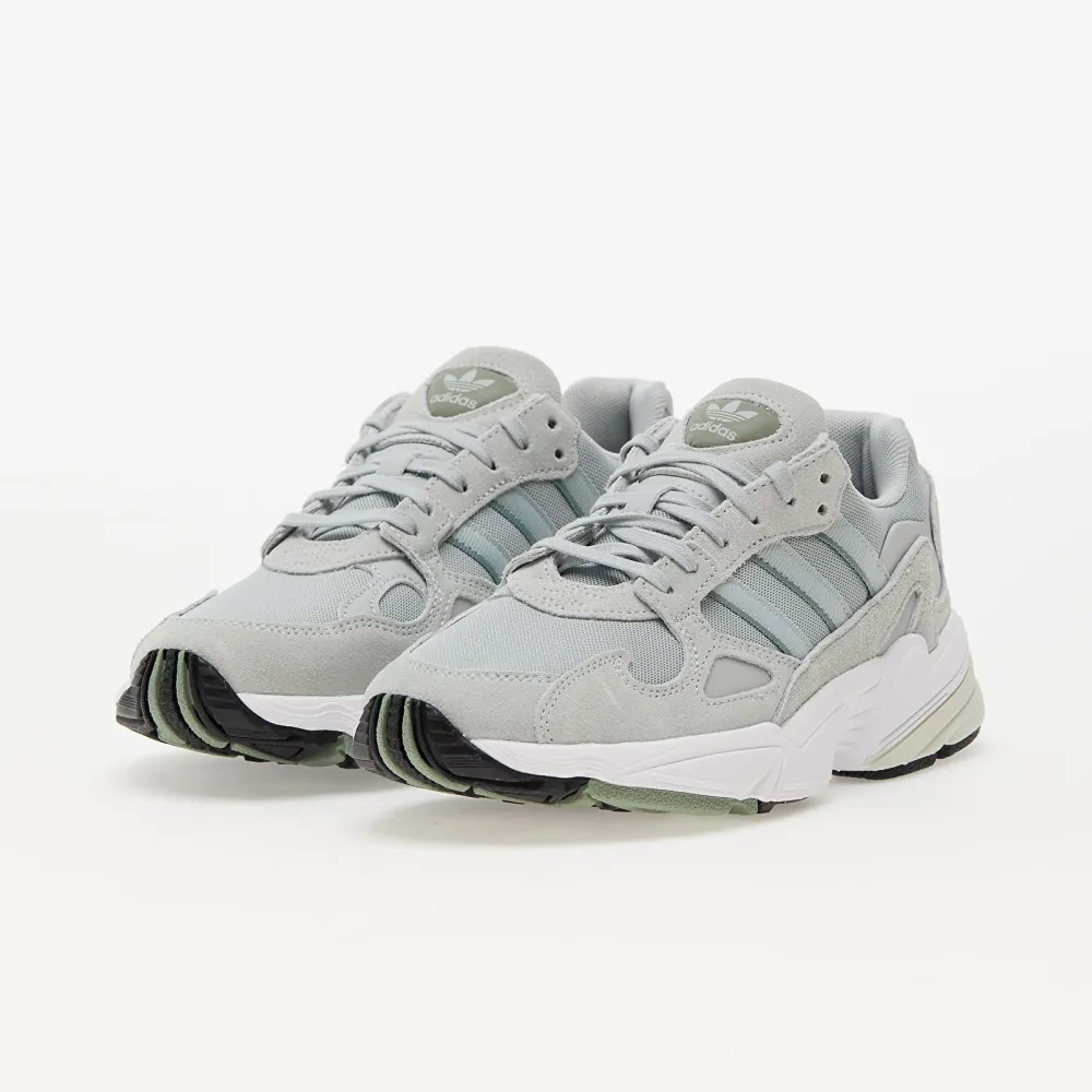 adidas Falcon W IE8205 / grün