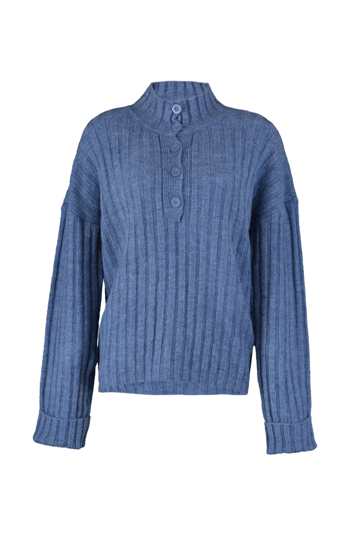 Trendyol Collection  Blauer, weich strukturierter Strickpullover mit Stehkragen und weiter Passform TWOAW21KZ0783