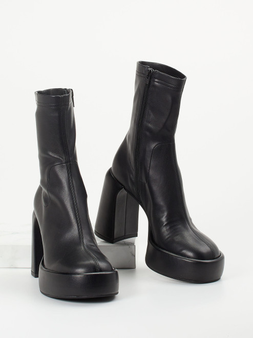 Stiefel-17590090025 Elena Iachi