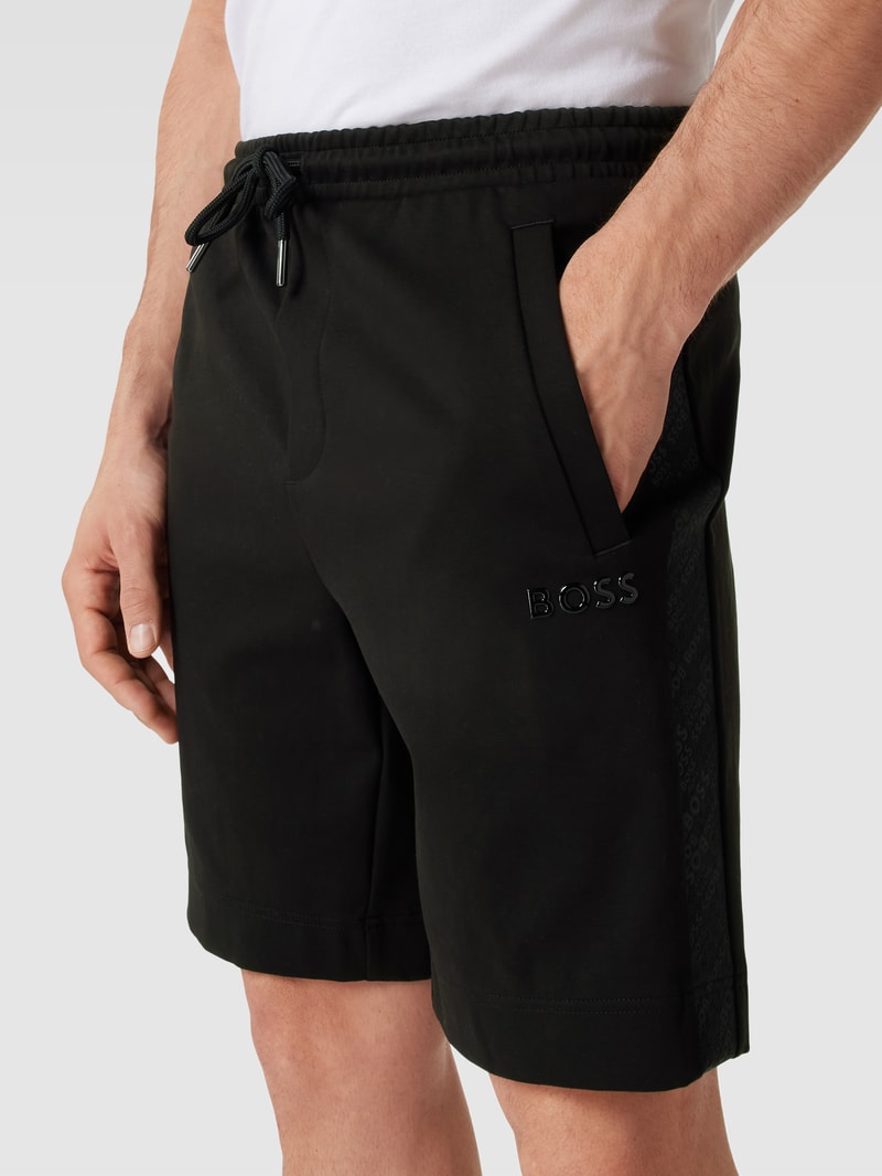 Shorts mit Label-Detail Modell 'Headlo' in schwarz