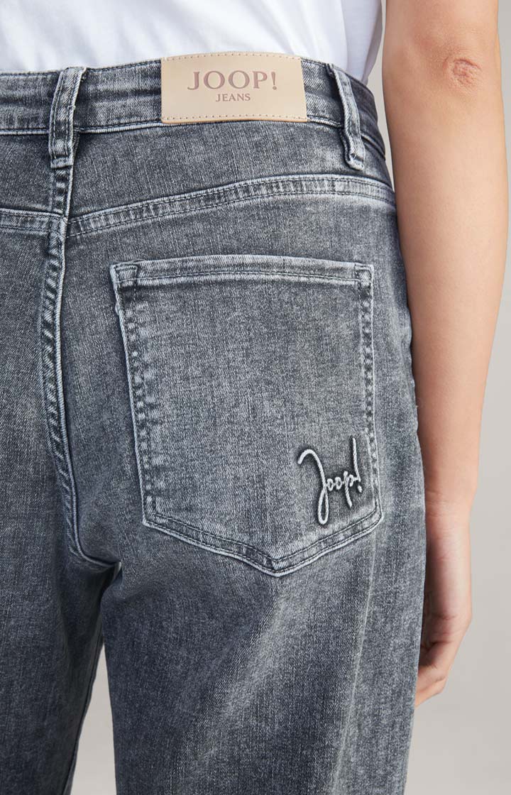 Jeans in Washed Grey