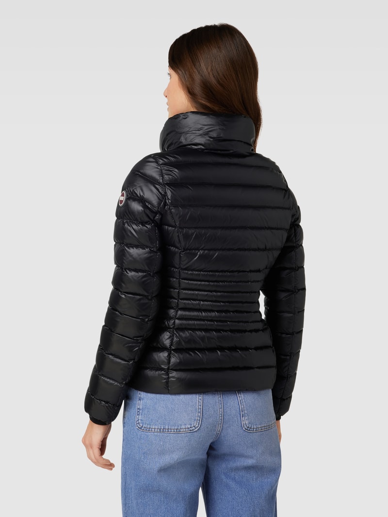 Steppjacke mit Stehkragen in schwarz