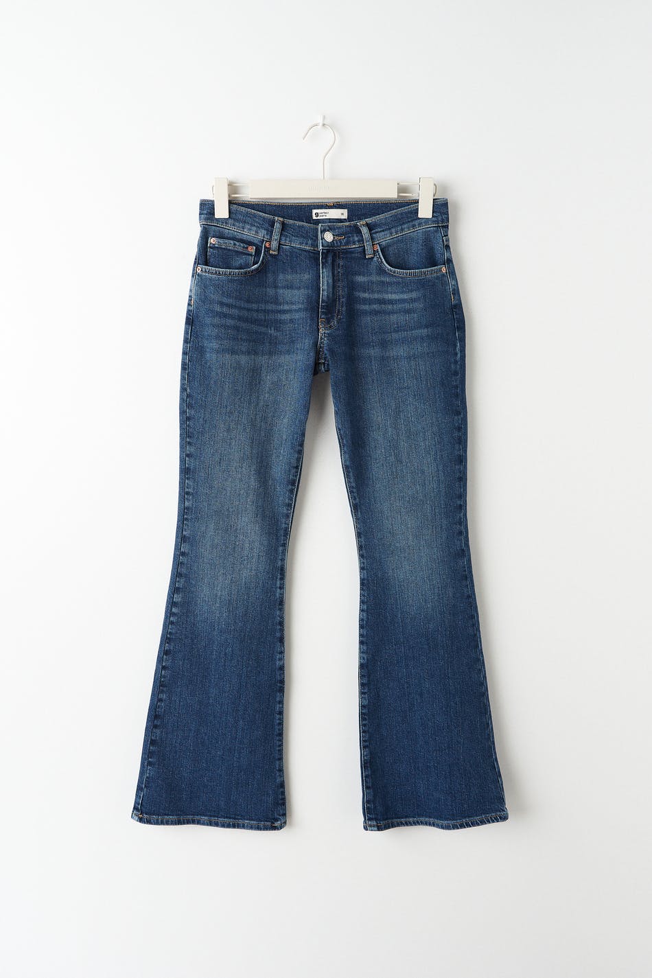 Low waist bootcut jeans