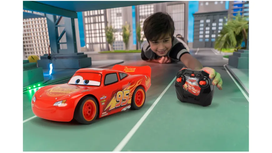Jada Toys RC Cars 3 Lightning McQueen Turbo Racer