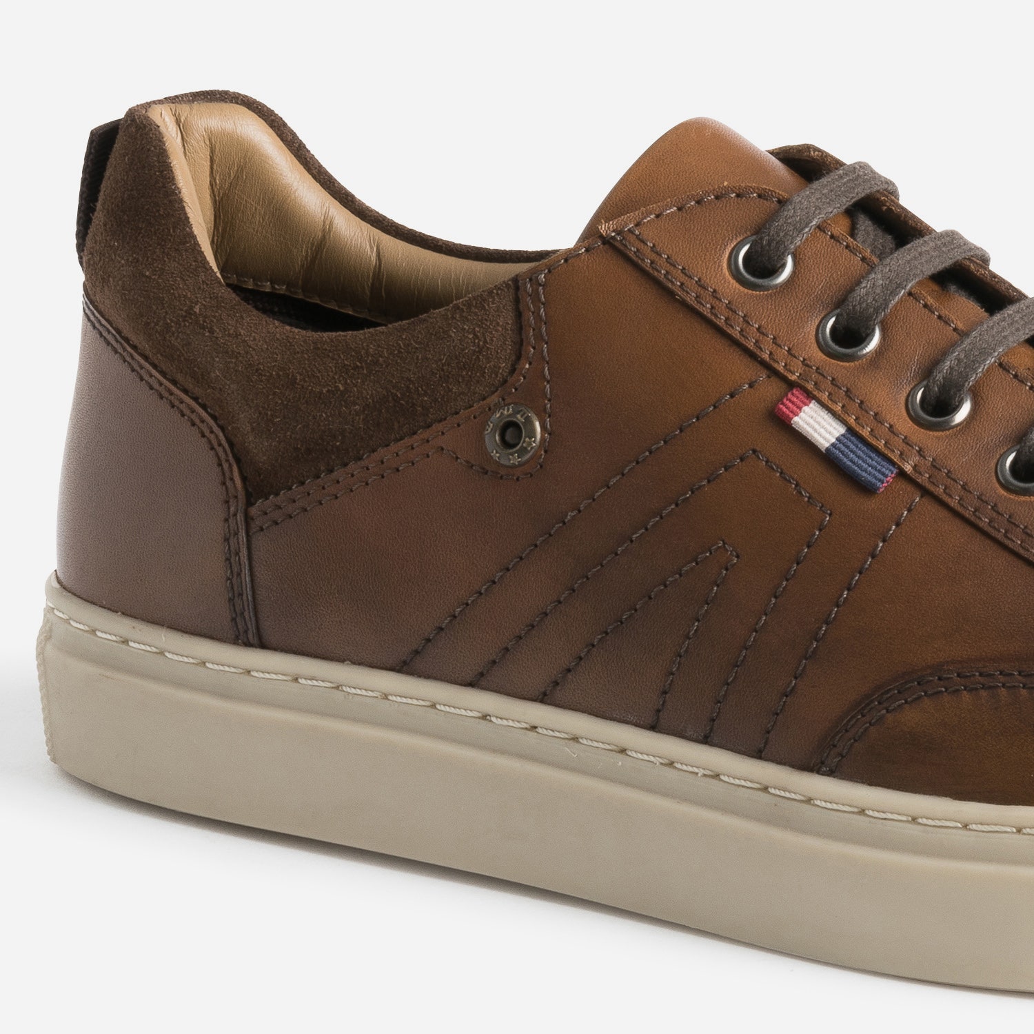 Tennis marron en cuir