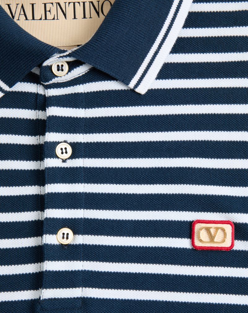 Camisa polo Valentino em algodão piqué com patch VLogo.