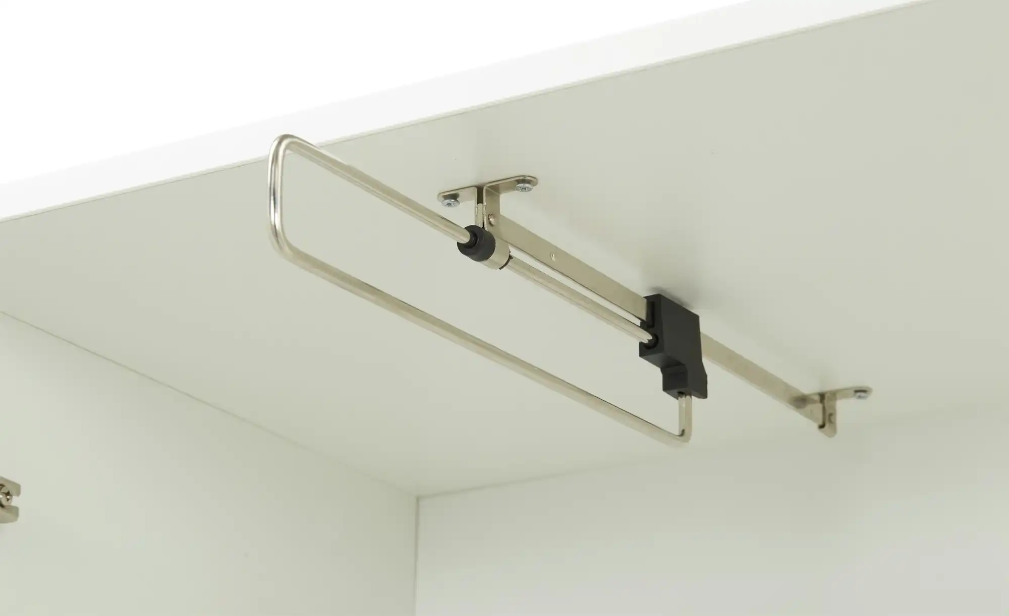 Garderobenschrank