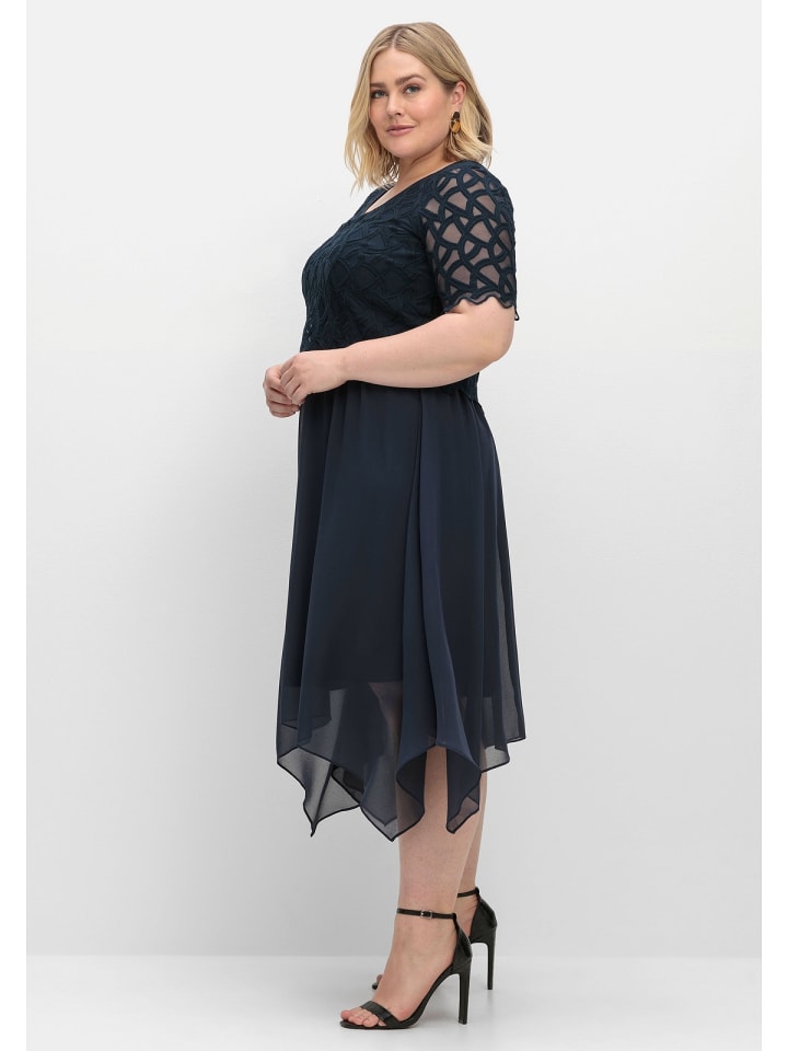 sheego Cocktailkleid aus Chiffon in nachtblau günstig kaufen