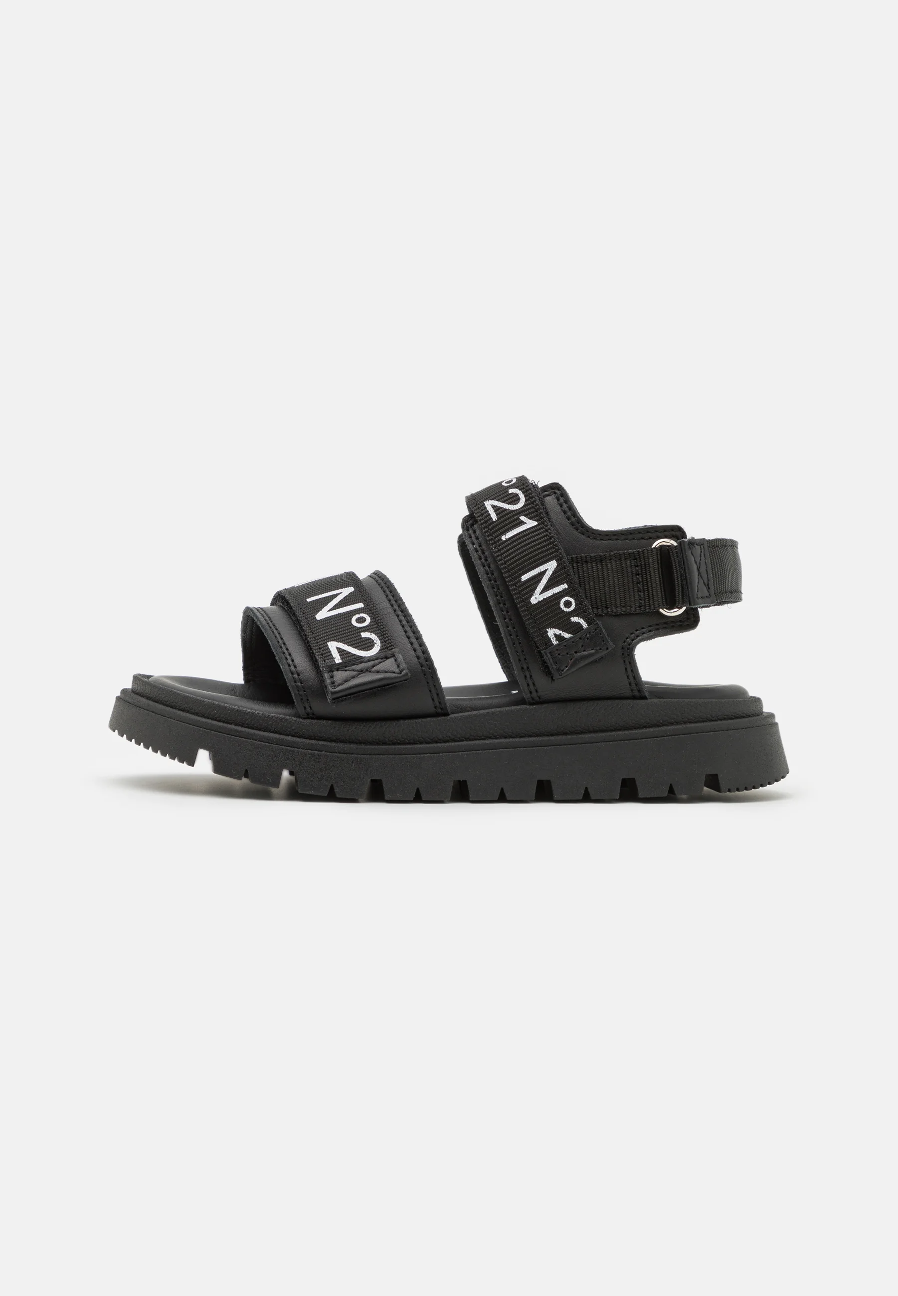 Sandalias n.° 21