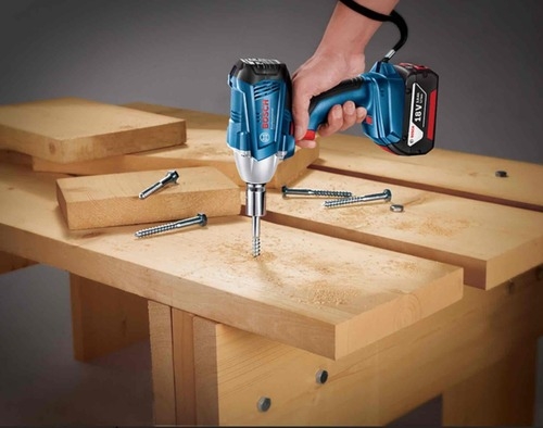 Cheie de impact fără fir Bosch Blue 06019J2205 GDX 18V-200 18V fără baterii și încărcător în L-Boxx