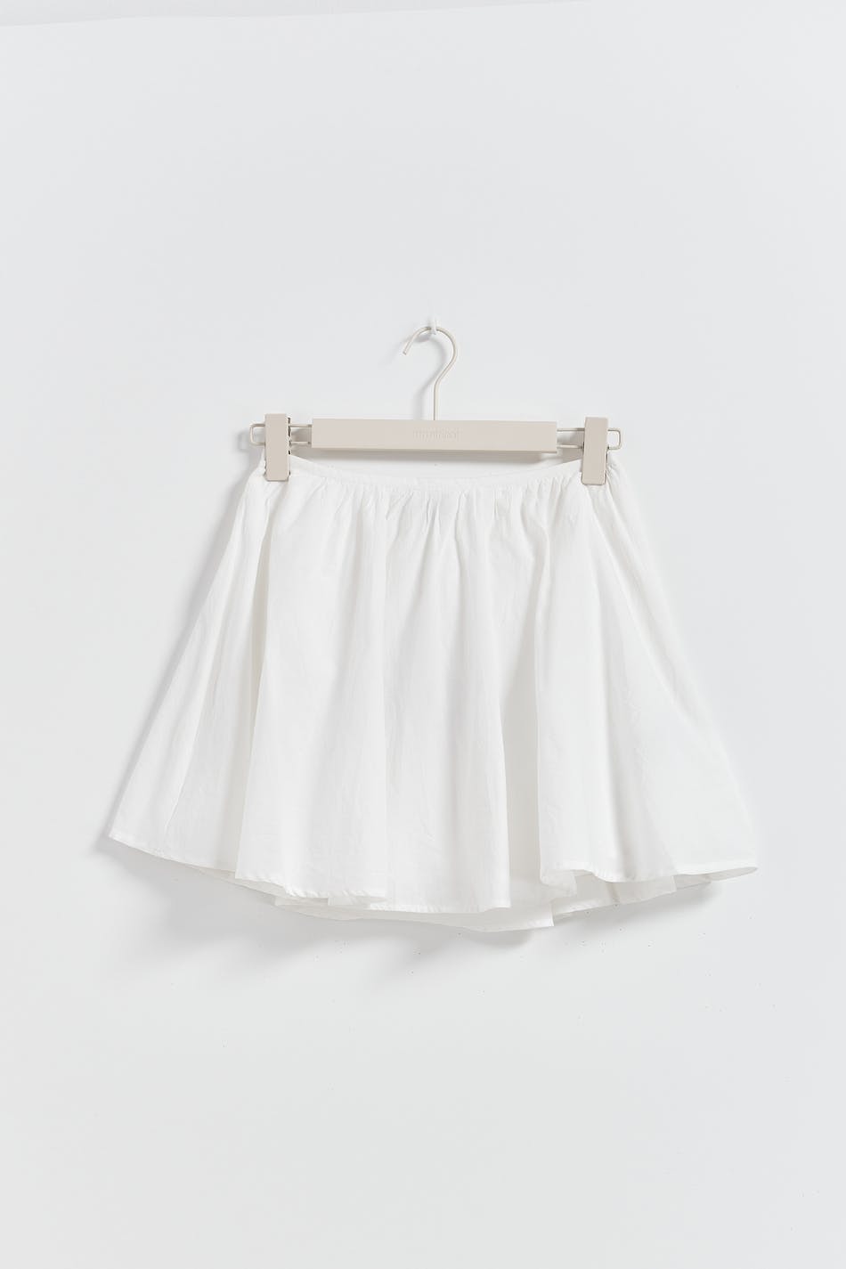 Volume mini skirt