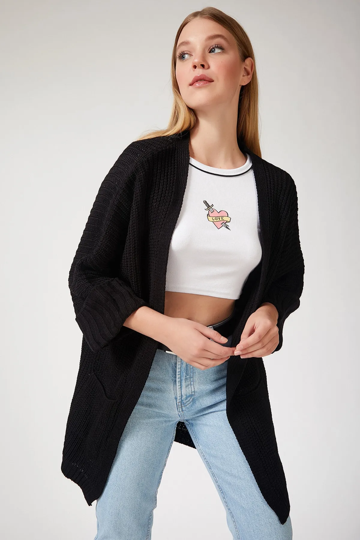Happiness İstanbul  Schwarze Oversize-Strickjacke mit langen Taschen für Damen AS00003