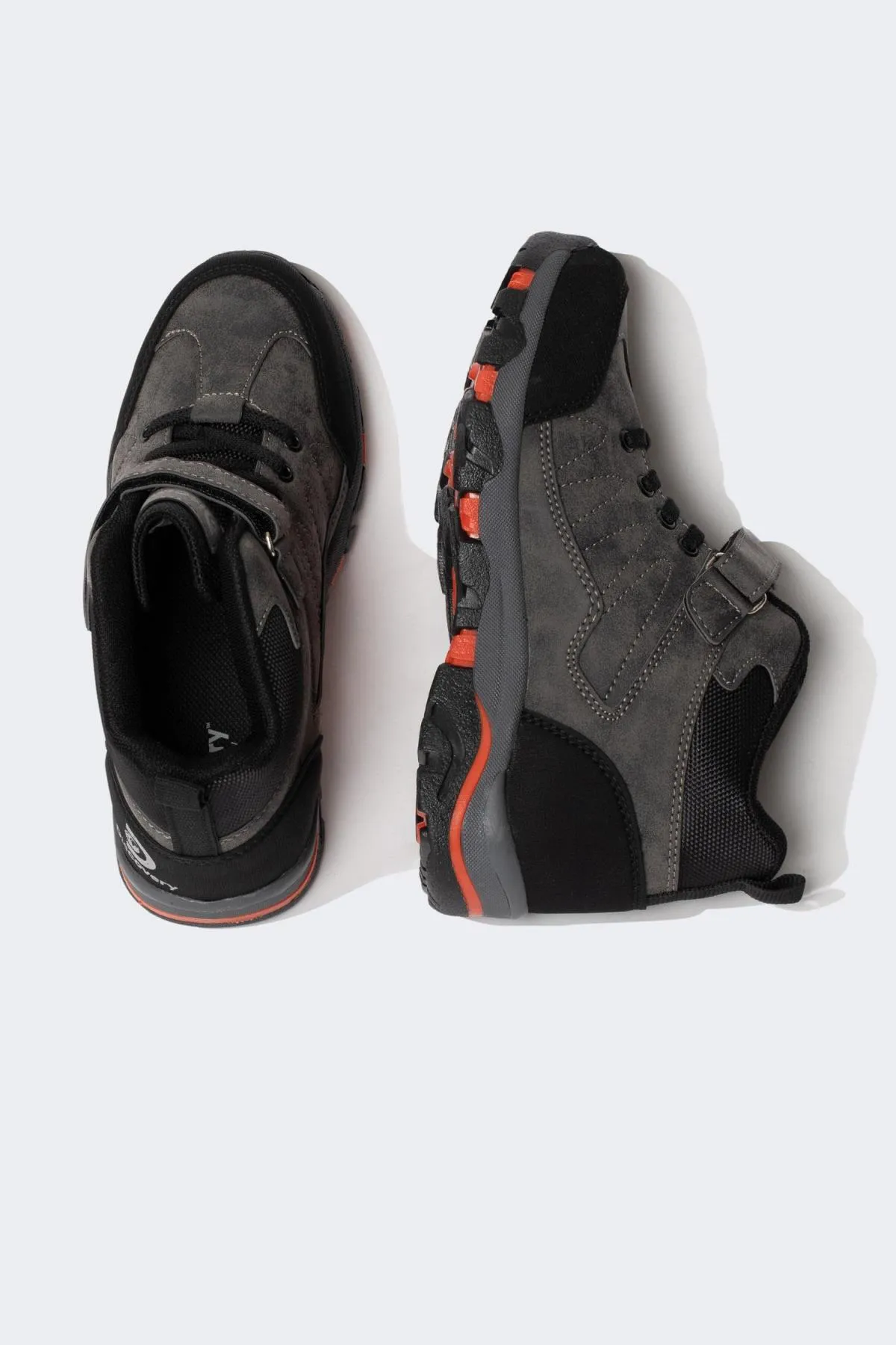 DeFacto  Discovery Channel Jungen Stiefel aus Kunstleder mit Klettverschluss und hoher Sohle A4550a823wn