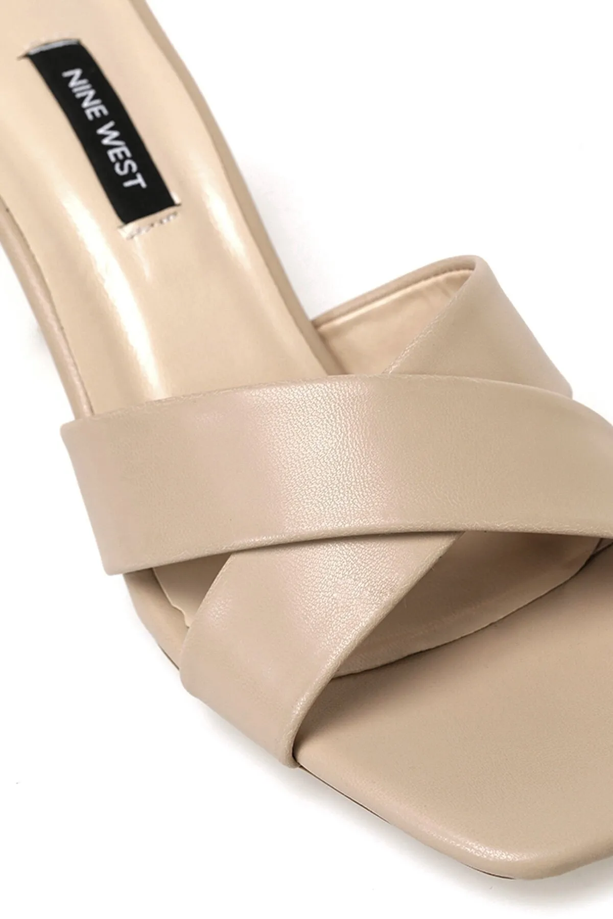 Nine West  NAROT 3FX Beige Damen-Hausschuhe