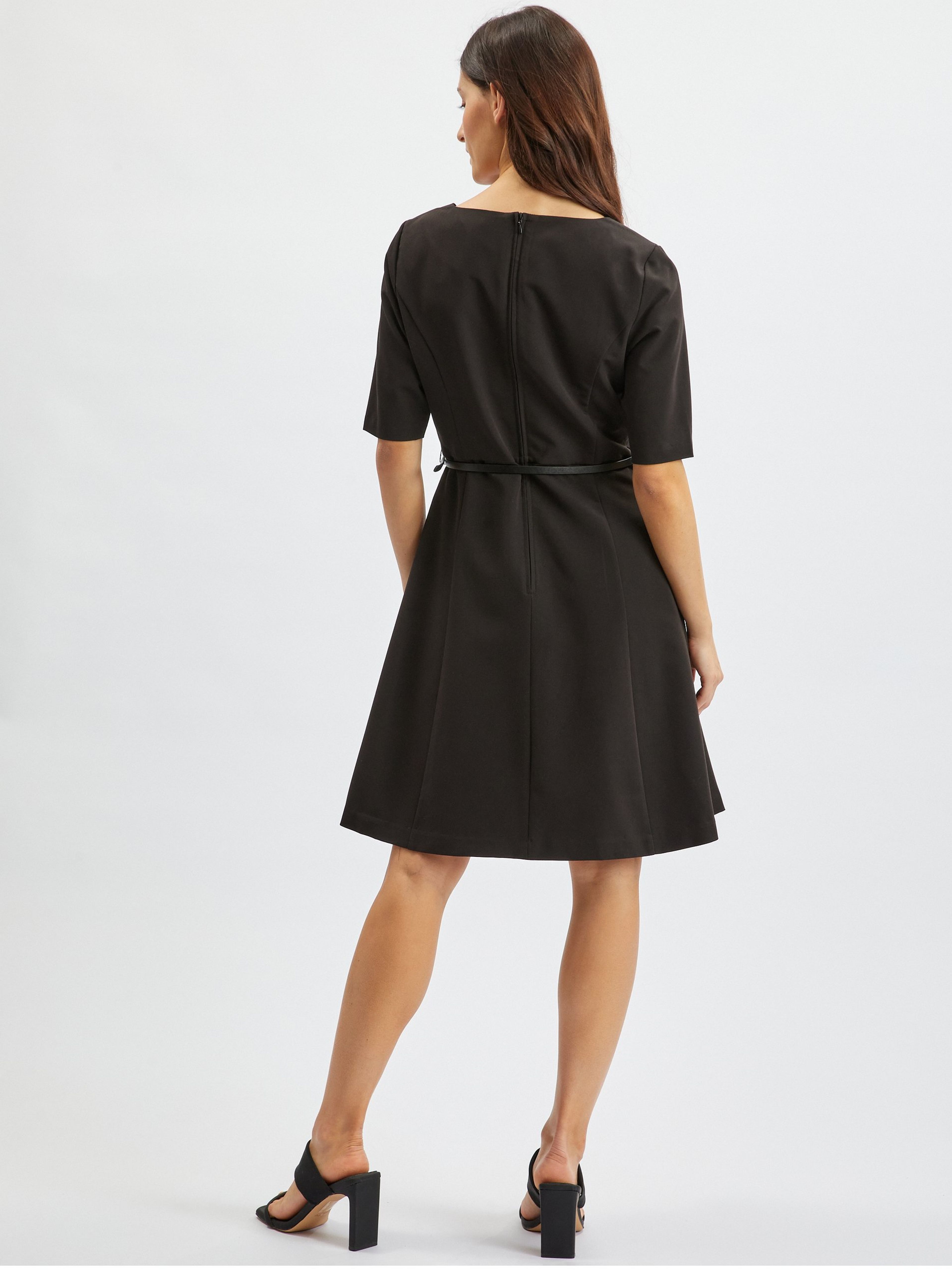 Schwarzes Damenkleid ORSAY