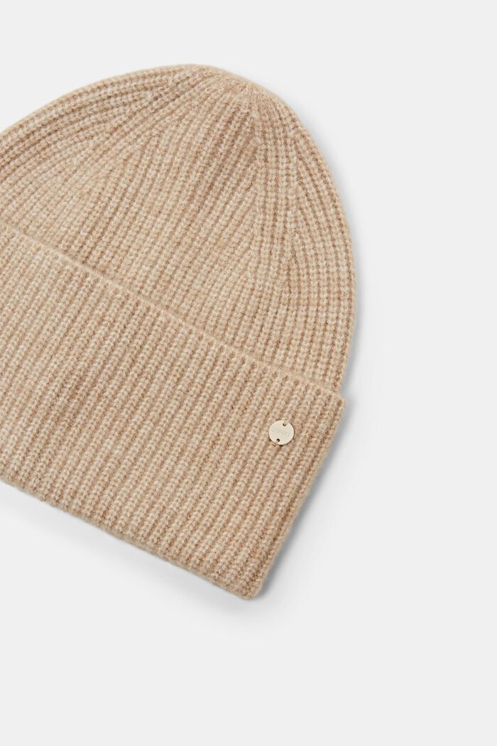 Rippstrick-Beanie