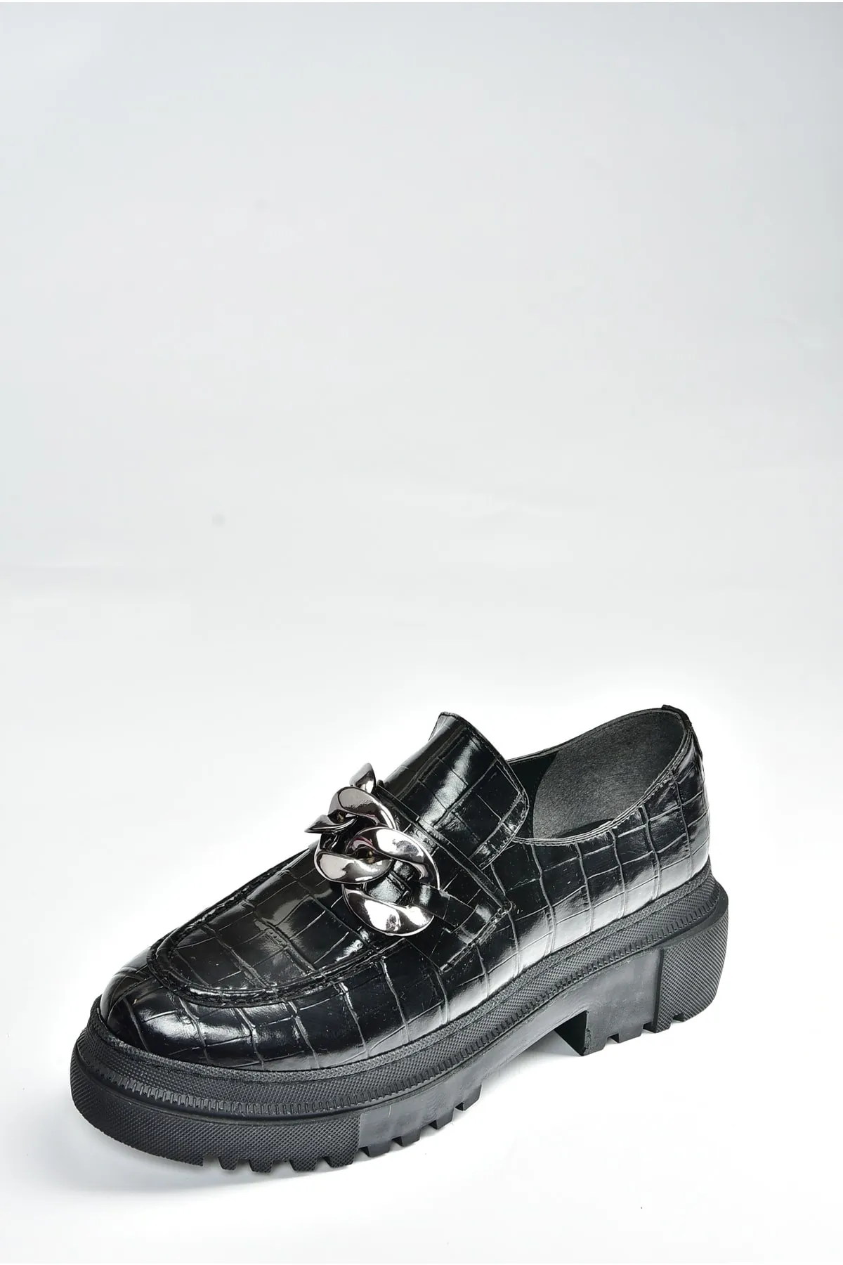 Fox Shoes  Schwarze Freizeitschuhe für Damen mit Krokodilmuster und dicker Sohle K294760011