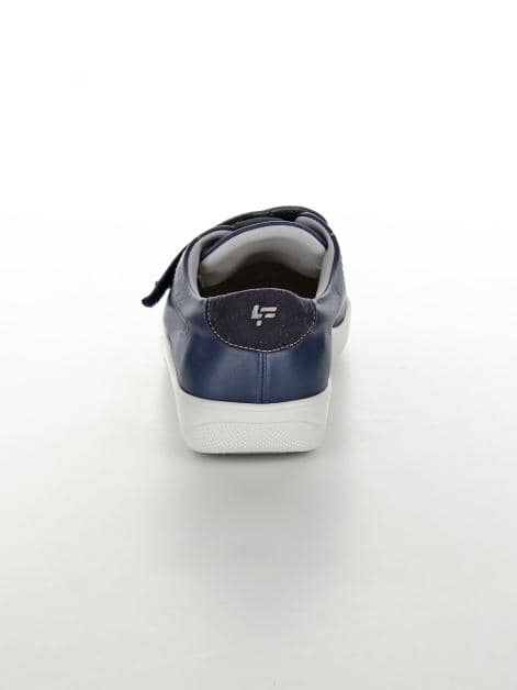 Klettschuh in zeitlosem Design