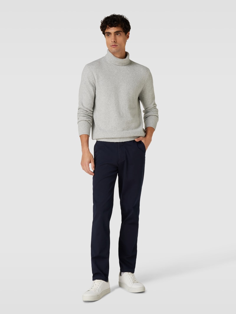 Slim Fit Chino mit seitlichen Eingrifftaschen in marineblau