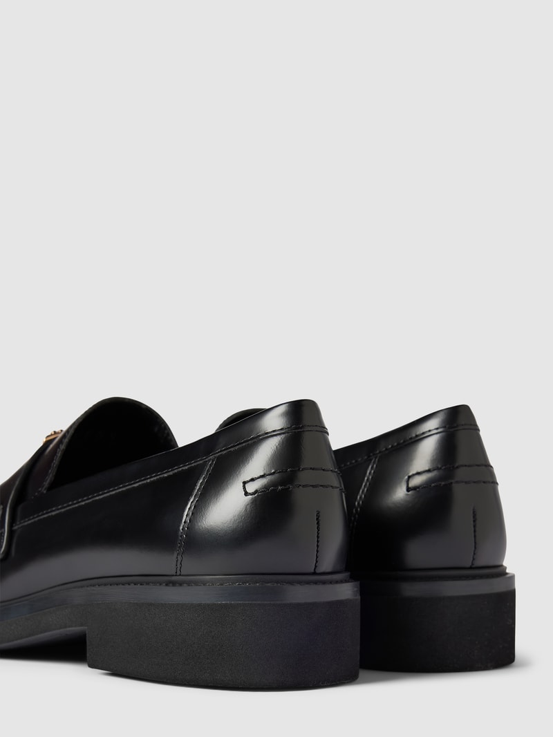 Mokassins mit Label-Applikation Modell 'SHATHA' in black