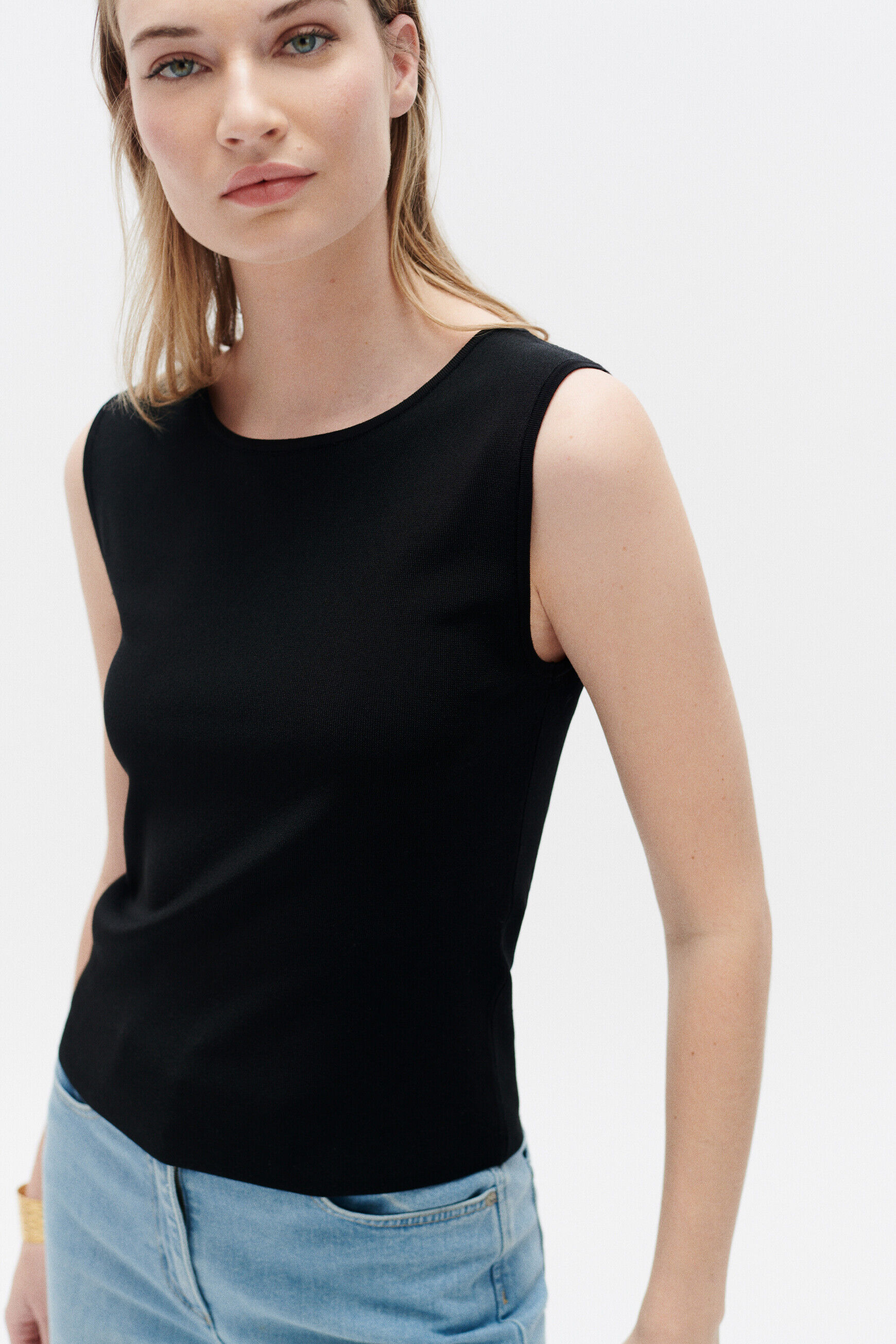 Pull mtess noir femme