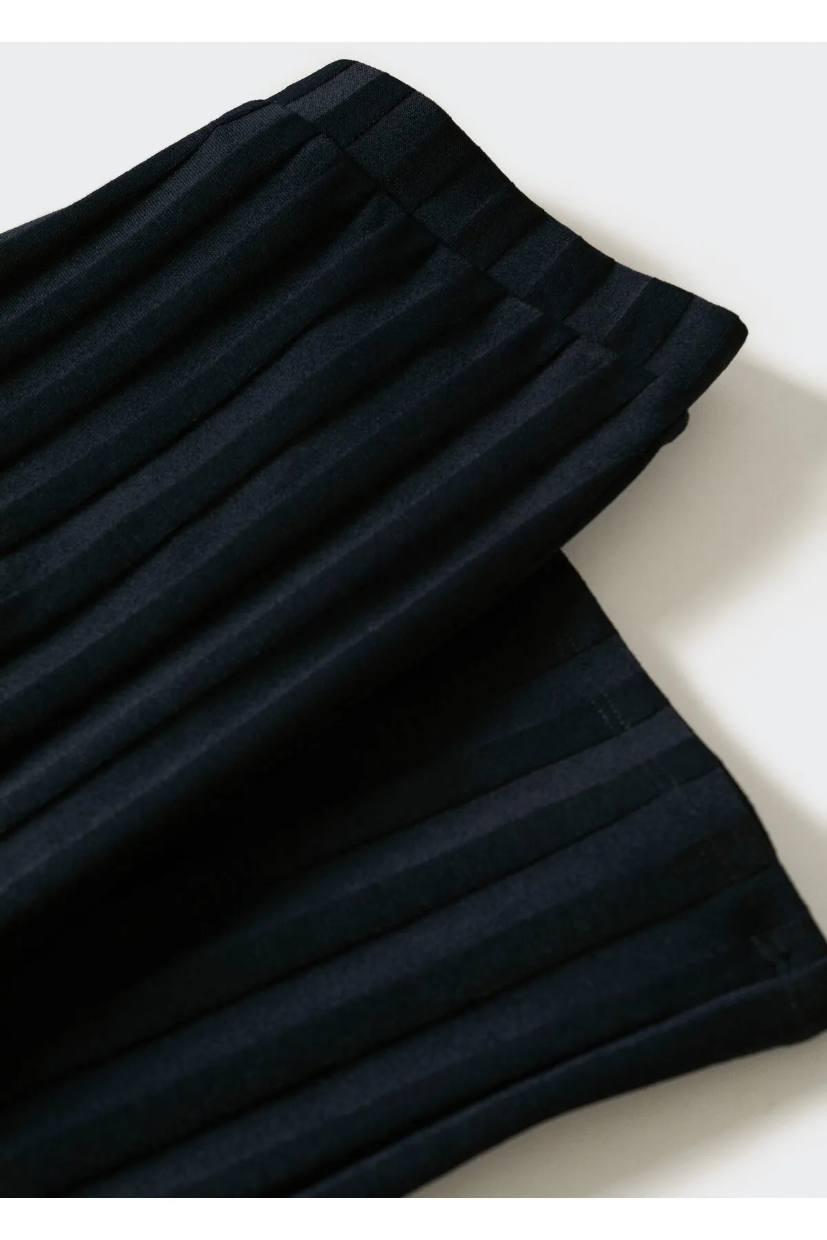 MANGO  Dunkelblaue Damenhose 37065968