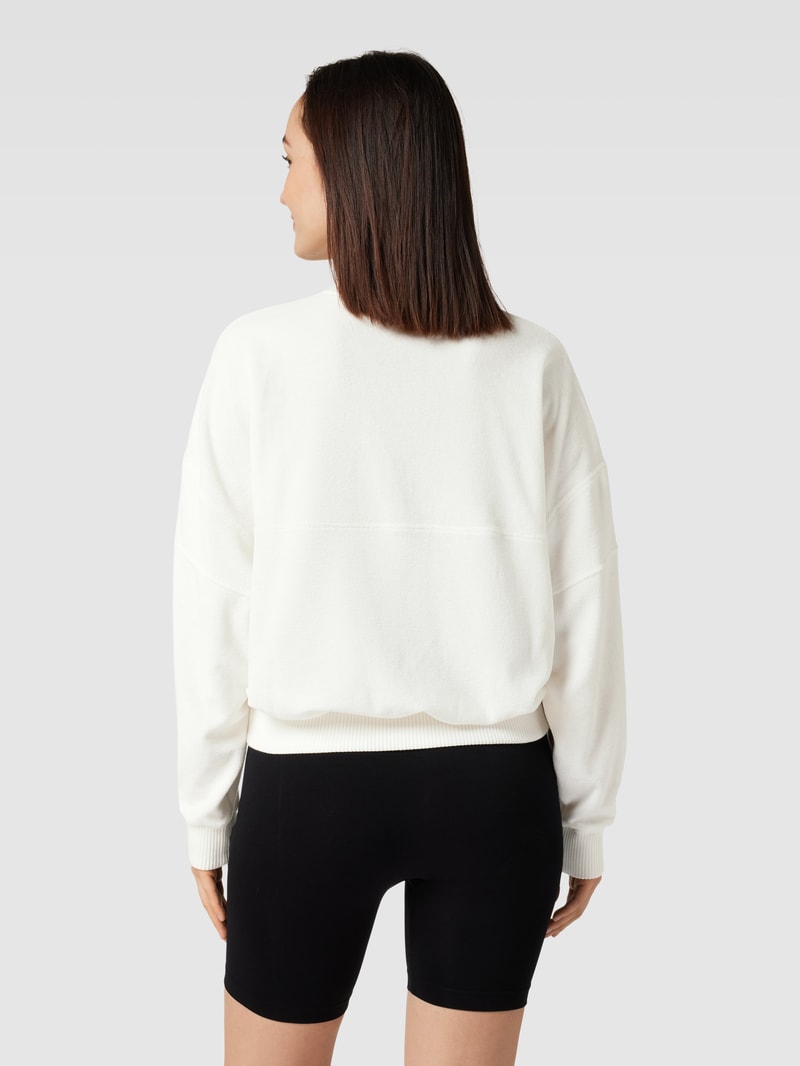 Sweatshirt mit Label-Patch in offwhite