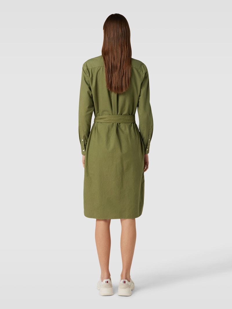 Blusenkleid mit Logo-Stitching und Bindegürtel Modell 'CORY' in olivgrün