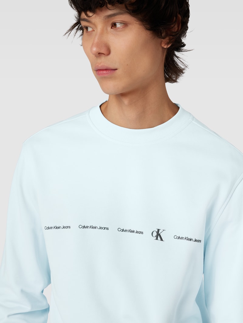Sweatshirt mit Logo-Print Modell 'REPEAT' in hellblau