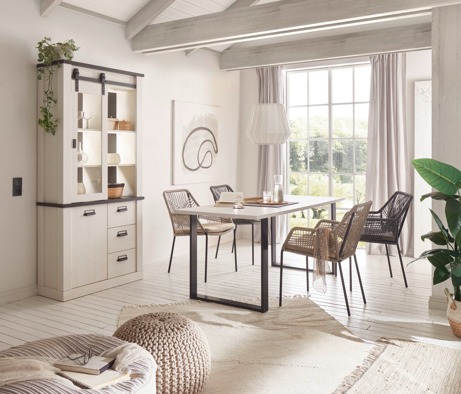 Furn.Design Esszimmer-Set Stove, (Komplett-Set in Pinie weiß Landhaus, 3-teilig inkl. Esstisch), mit Scheunentorbeschlag