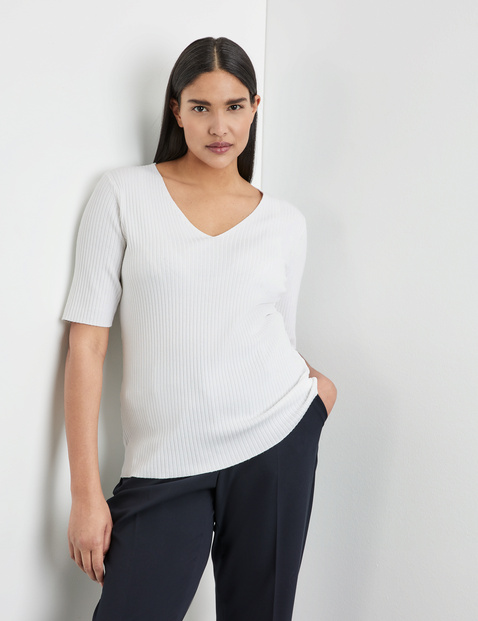 Rippstrickpullover mit halbem Arm