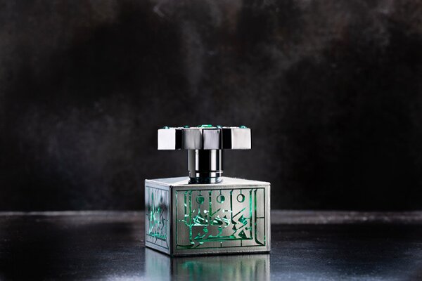 Kajal Almaz Eau de Parfum