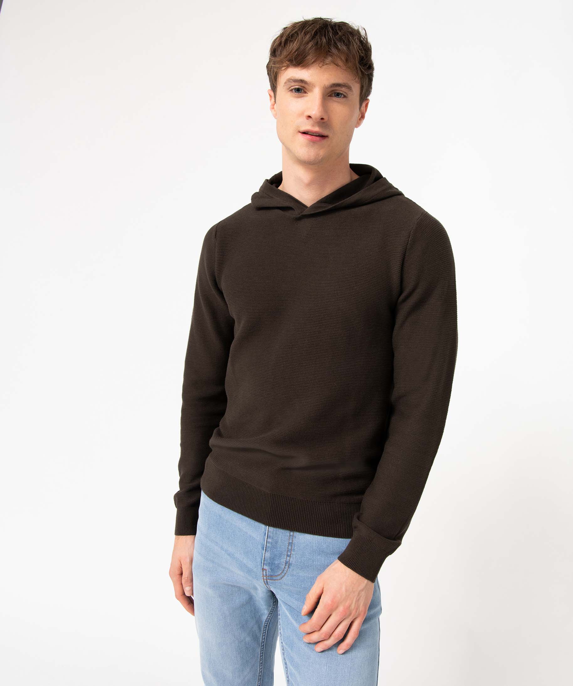 Pull homme en maille ctelée à capuche marron | GEMO