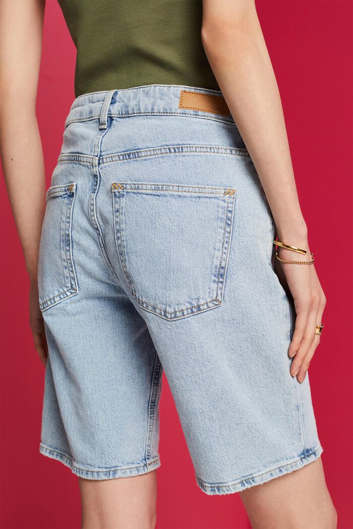 Jeans-Bermudas in Retro-Optik